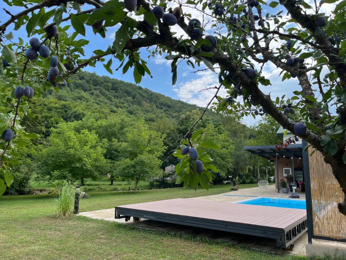 Soko Holiday Home Bihac Bagian luar foto